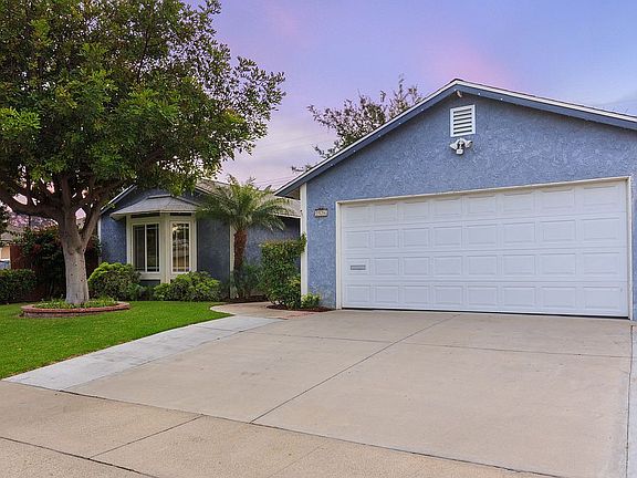 2nd image of 2526 Ramona Dr