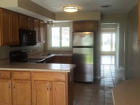 4th image of 3024 Rockwood Dr