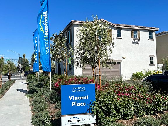 2nd image of 322 Lockhart Way