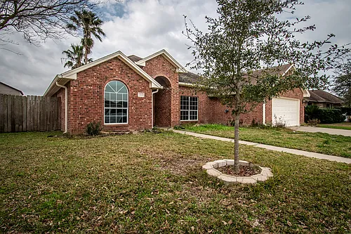 7013 Madiera Dr Photo 1 7013 Madiera Dr Photo 1