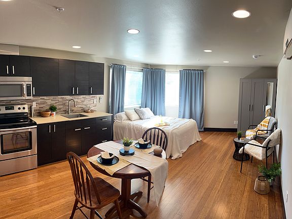 3rd image of 5308 Martin Luther King Jr Way S #101