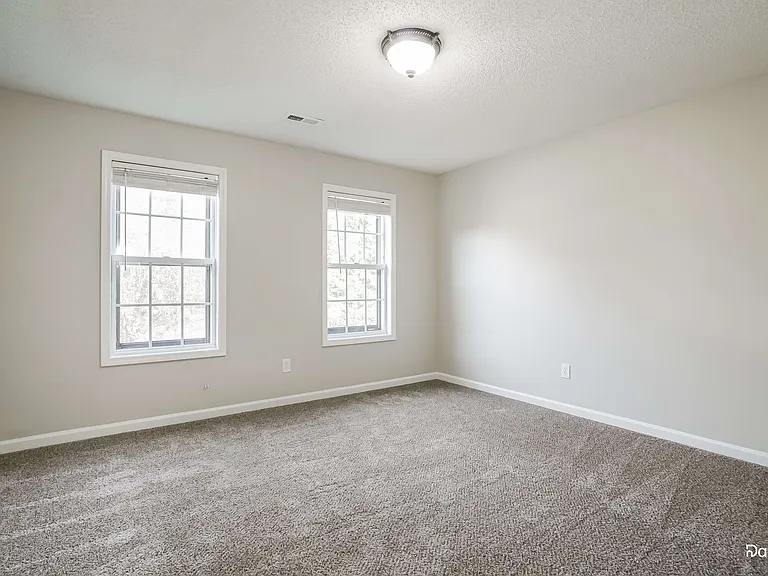 3320 Dairy Point Dr — Photo 10