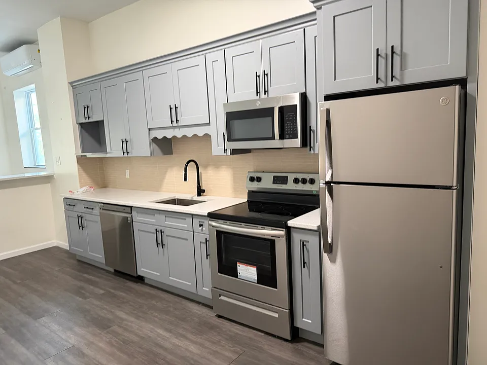611 Union St #5