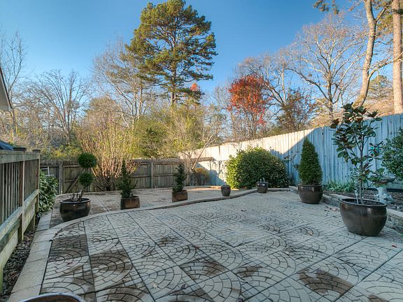 5th image of 3050 Gable Brook Dr #9