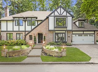 4004 Melissa Dr, Lake Oswego, OR 97034