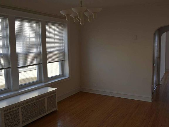 5th image of 4244 N Francisco Ave APT 3