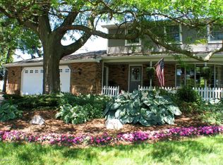 10069 Riley St, Zeeland, MI 49464