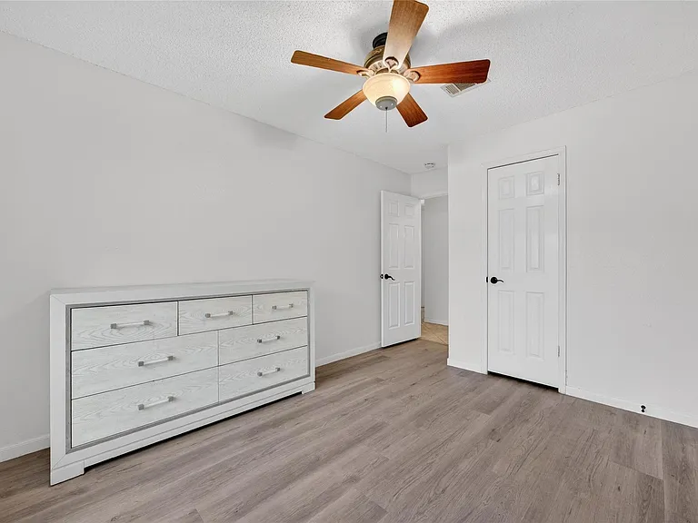 1035 Cascade Creek Dr — Photo 34