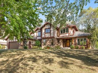 13362 Kerry Ln, Eden Prairie, MN 55346