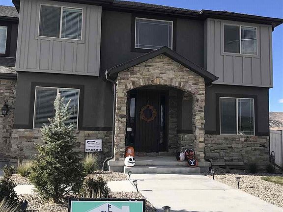 4th image of 1102 Remington Blvd