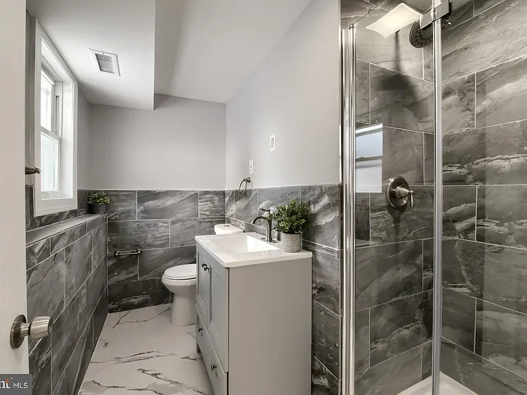 502 Bloomfield Dr — Photo 25