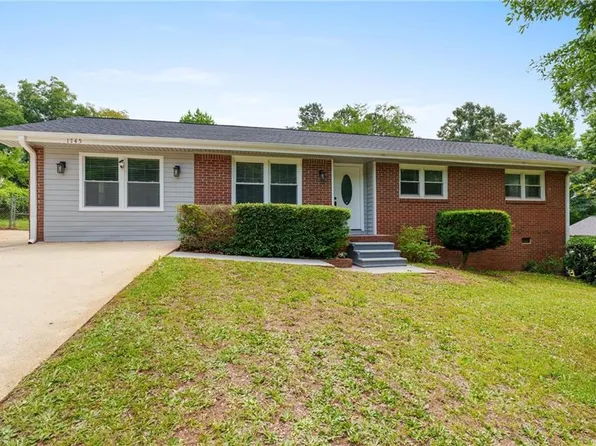 1745 Rockbridge Rd NW, Conyers, GA 30012