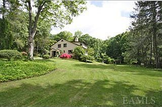 1st image of 39 Grandview Ave
