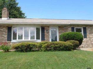 8 Minuteman Ct, New Freedom, PA 17349