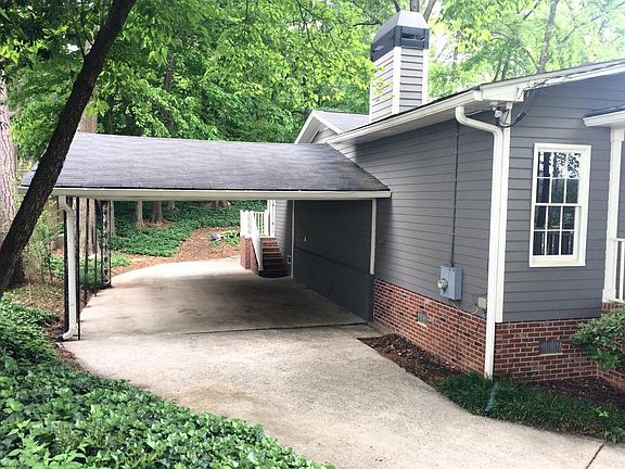 3rd image of 2220 Northside Dr NW