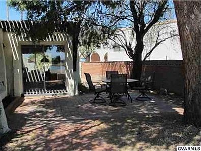 5th image of 410 E Placita Del Venado
