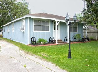 7518 Fm 442 Rd, Boling, TX 77420