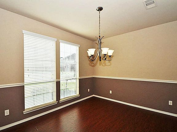 4th image of 10907 Starling Creek Dr