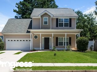 64 Crescent St, Newnan, GA 30265