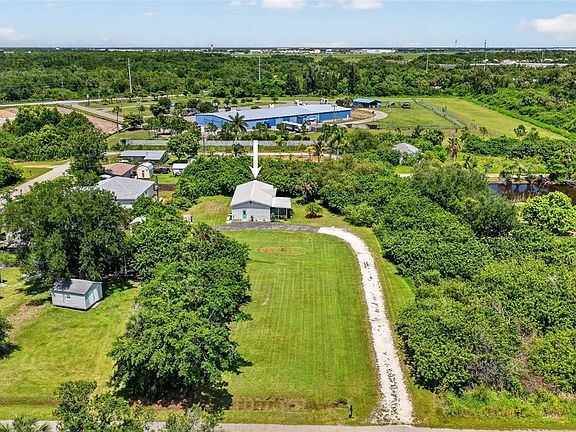 2nd image of 1411 Coral Ridge Dr