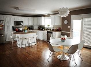 680 Holiday Pl, Lansing, KS 66043
