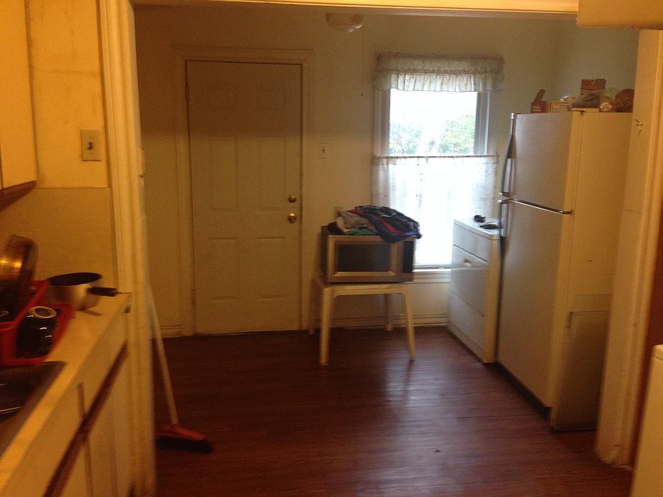 2nd image of 1335 Lynn Haven Ave