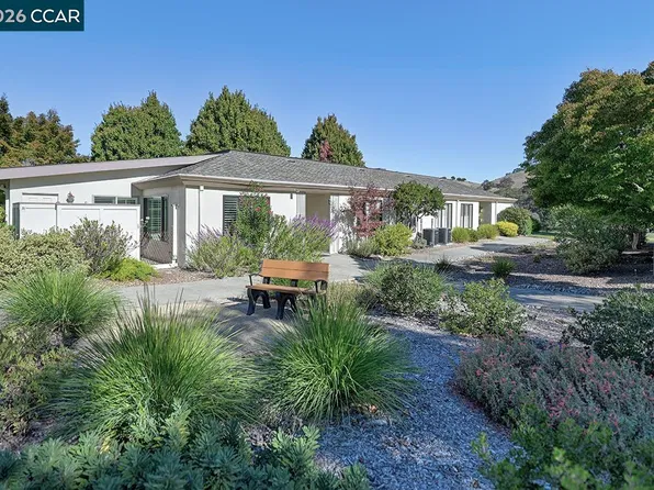 2400 Tice Creek Dr APT 3, Walnut Creek, CA 94595