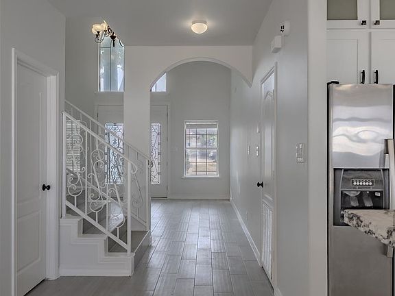 4th image of 410 Northstar Dr