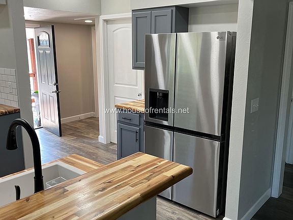 5th image of 511 N Maple St