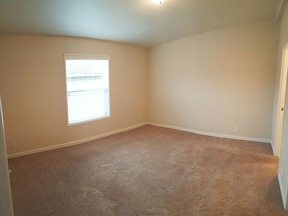 5th image of 1834 Springwood St