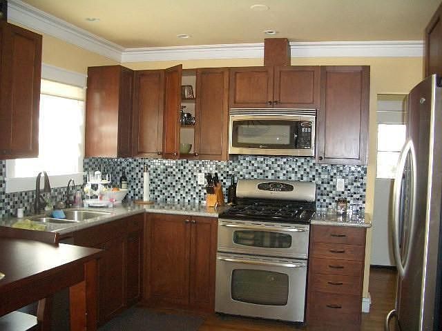 2nd image of 5039 Bellflower Blvd