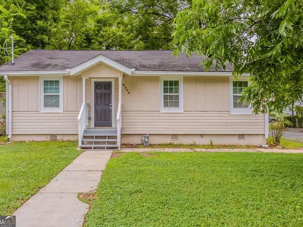 2245 Dauphine St, East Pt, GA 30344