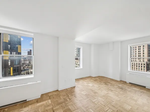 20 Exchange Place image 1 of 24