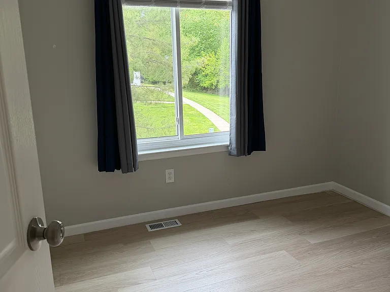 239 Fir Tree Ct — Photo 12