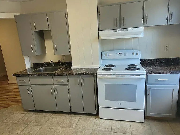 143 Central St #5 — Photo 6
