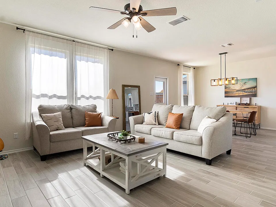 269 La Dera Dr