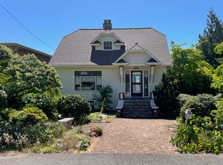 225 7th Ave W, Kirkland, WA 98033