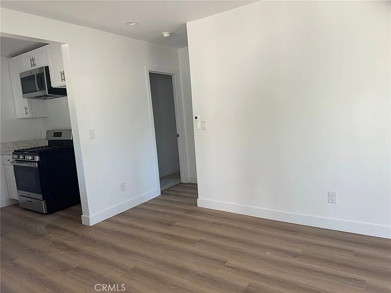 619 S Brand Blvd #A — Photo 8