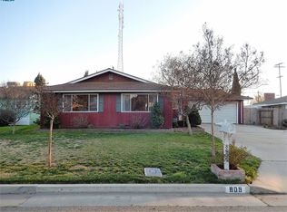 809 E Lyndale Ave, Tulare, CA