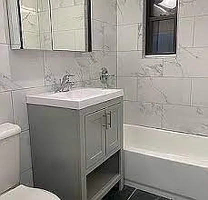 Rented by Compass | media 9