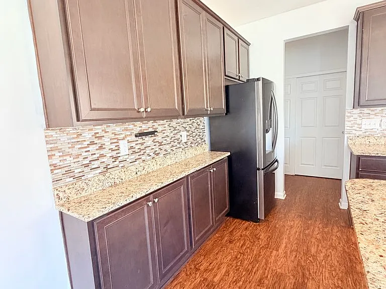 1321 Horse Shoe Bnd — Photo 10