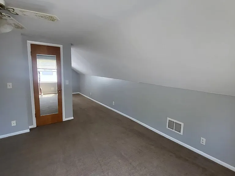2954 Penrose Ave — Photo 21