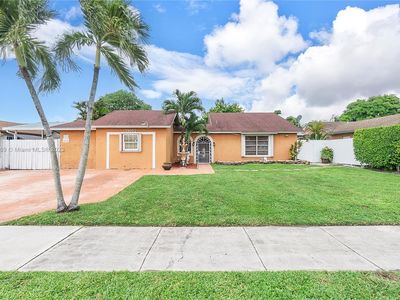 19662 NW 59th Pl, Hialeah, FL, 33015