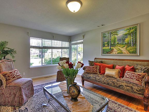 3rd image of 42261 Camino Santa Barbara