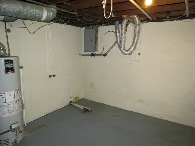 186 College St — Photo 11
