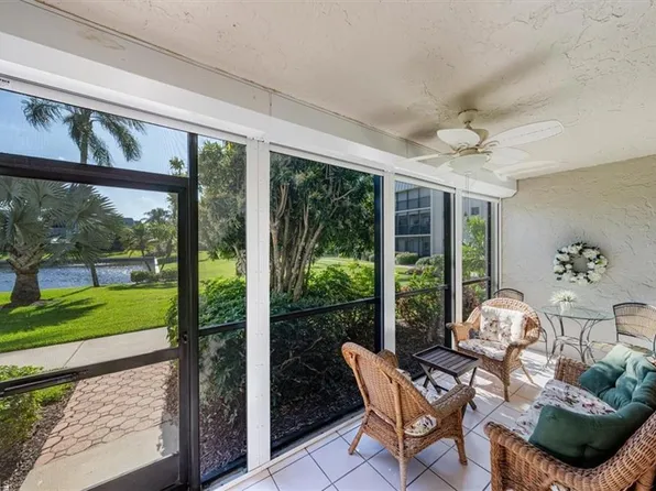 788 Park Shore DR #F12, NAPLES, FL 34103