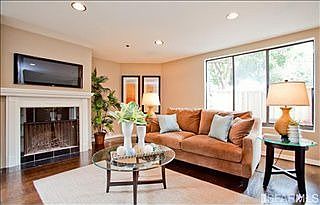 1st image of 154 Lombard St APT 39
