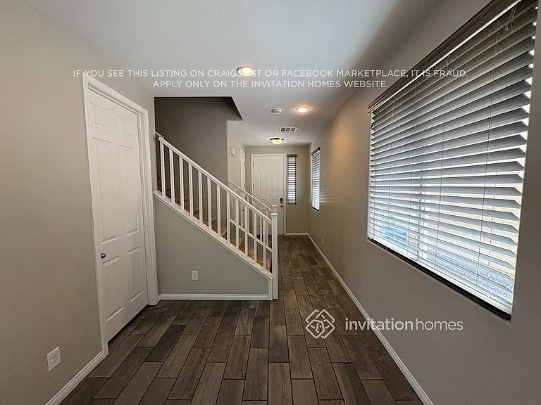 8617 Earl Creek St — Photo 2