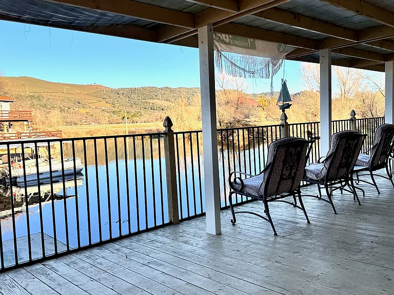 695 Ketch Ct — Photo 4