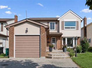 54 Royal Orchard Pl, Kitchener, ON N2N 1Z6